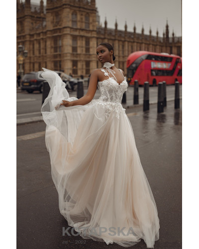 KOTAPSKA - Robe de mariée avec fleurs 3D et mousseline