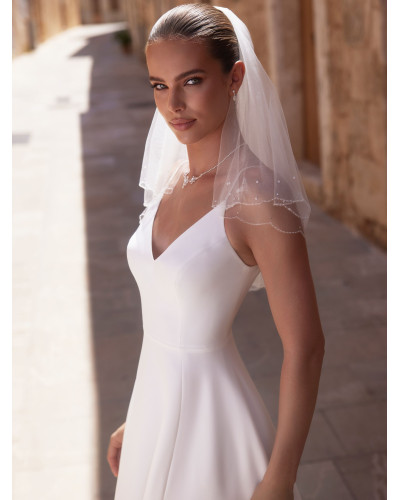 Voile en tulle souple à deux couches avec bord perlé longueur 80/60 cmtres