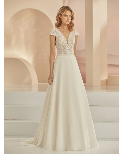 Robe de mariée princesse en dentelle et mousseline