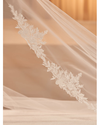 Voile en tulle diamond avec bords coupés et bordure en dentelle, longueur 350 centimètres